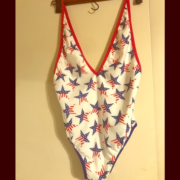 Patriotic bathing suit - Picture 1 of 5